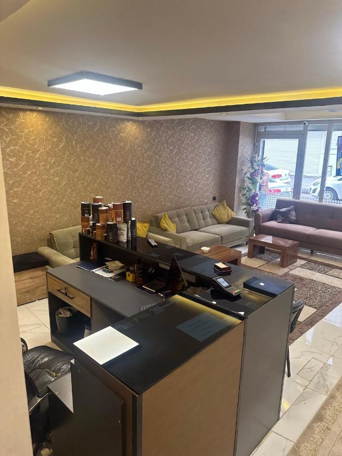 Espinaz Suit Otel Van Bagian luar foto